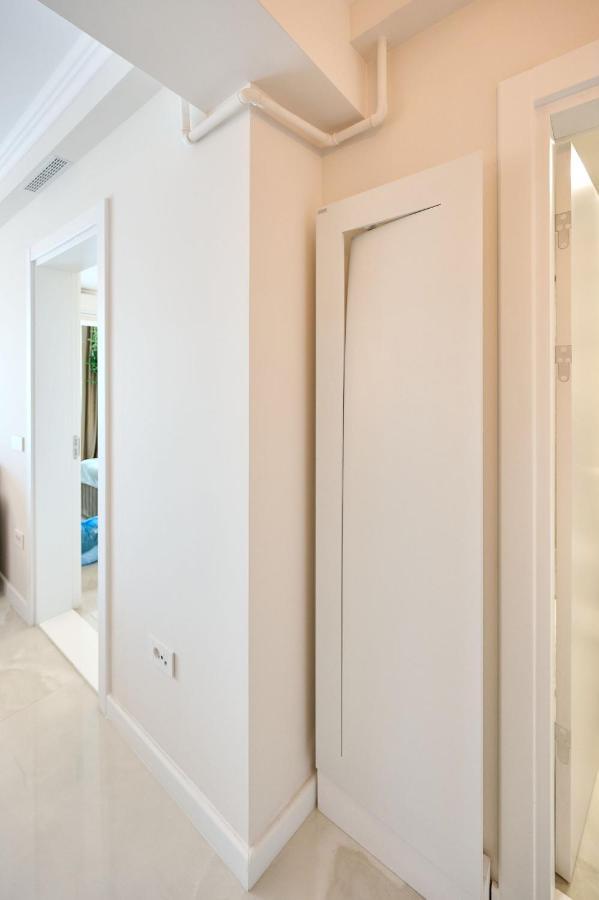 Wave N' Sea Apartment In Infinity Beach Resort - Parking Mamaia Bagian luar foto