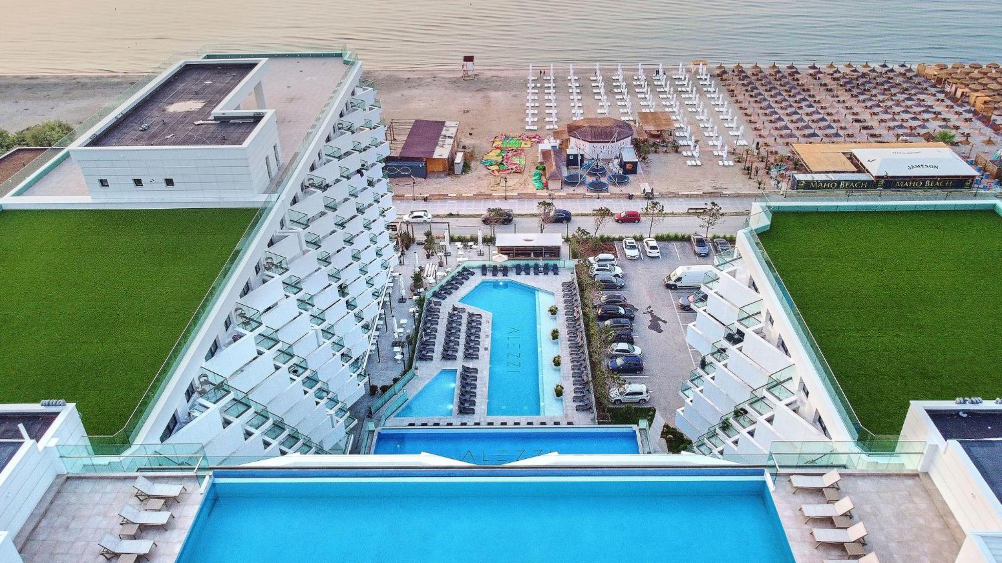 Wave N' Sea Apartment In Infinity Beach Resort - Parking Mamaia Bagian luar foto